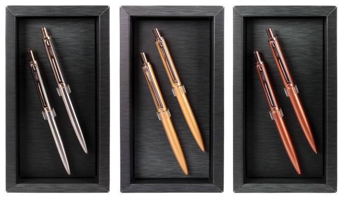 Tehnični svinčnik in roler v darilni embalaži nerjaveče jeklo CRESCO REPORTER STAINLESS STEEL PREMIUM SET 290105