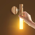 Luč LED prenosna s senzorjem v imitaciji oreha INTELLIGENT INDUCTION LIGHT